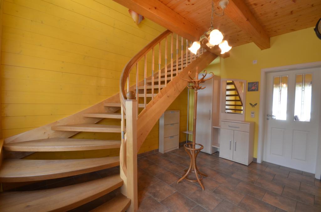 Chalet Yulia Zell am See Ruang foto
